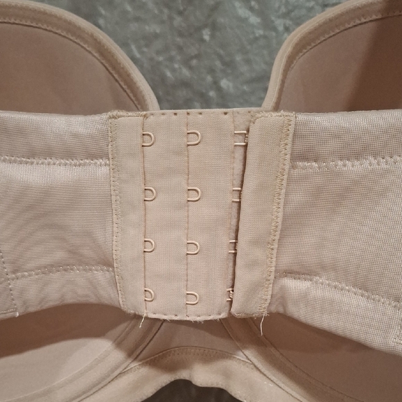 Wacoal Tan T-Shirt Bra with Molded Cups Size 36 H - Picture 4 of 5